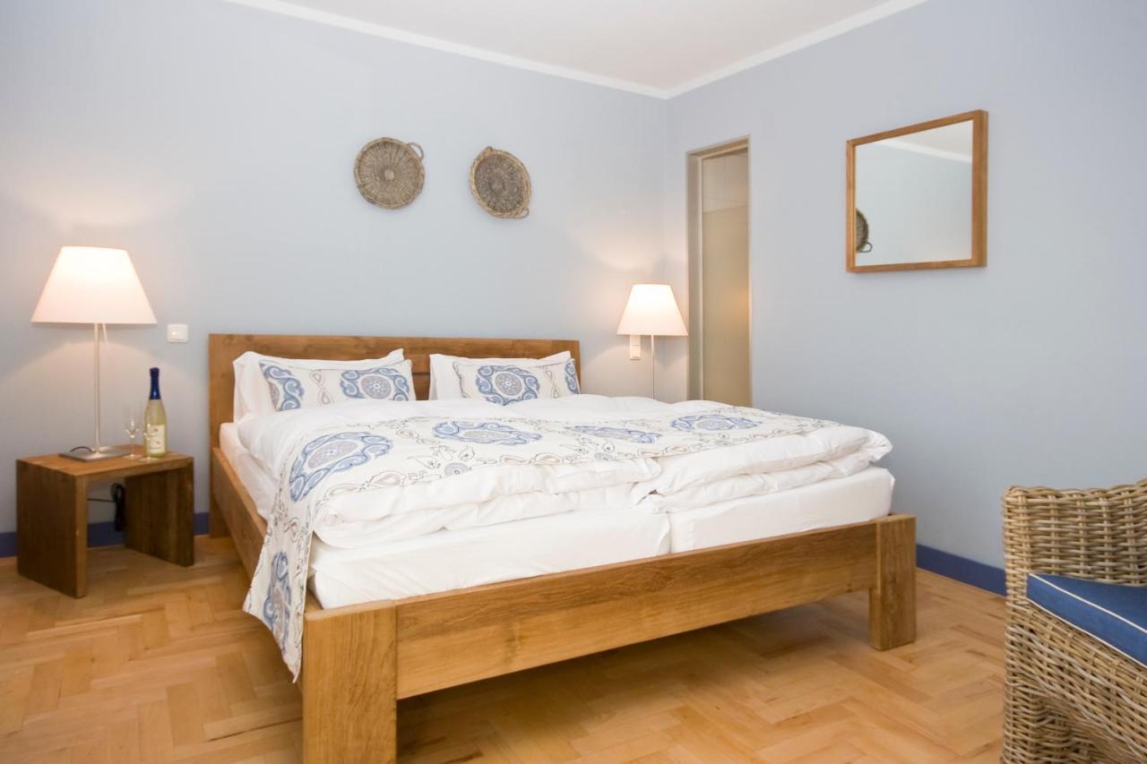 Hotel Viva Sky Констанц Экстерьер фото